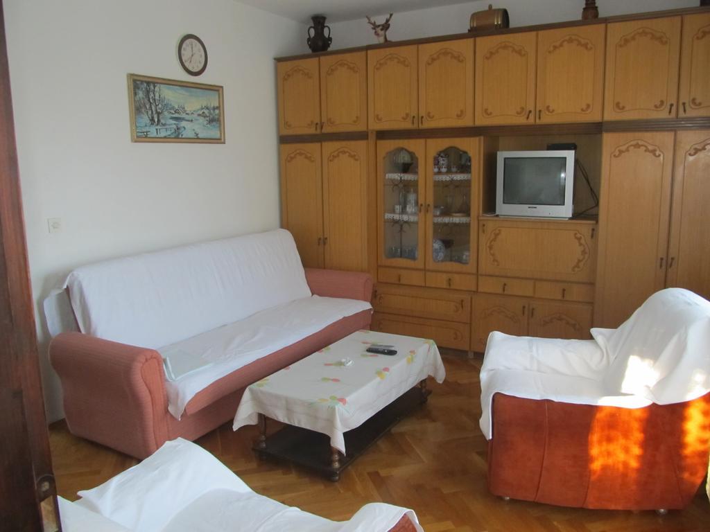 Apartment Razum PUY Eksteriør bilde